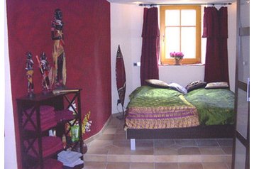 Germania Privát Uehlfeld, Interno